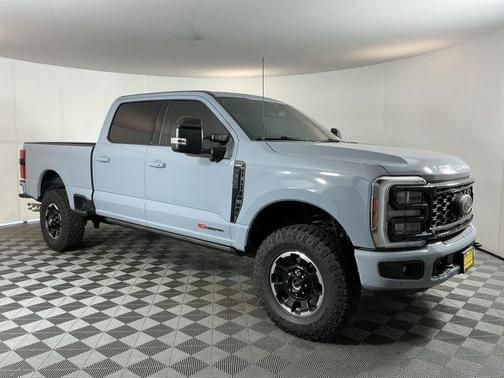 Glacier Gray Metallic Tri-Coat 2025 Ford F-350 Lariat