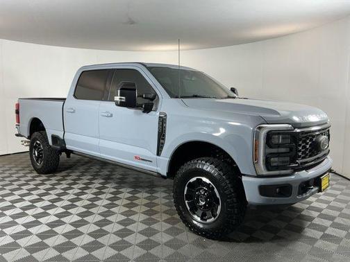 Glacier Gray Metallic Tri-Coat 2025 Ford F-350 Lariat