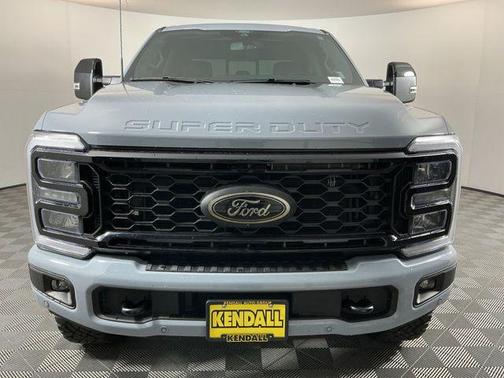 Glacier Gray Metallic Tri-Coat 2025 Ford F-350 Lariat