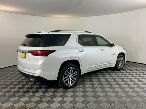 2022 Chevrolet Traverse High Country