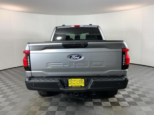 2025 Ford F-150 Lightning Pro