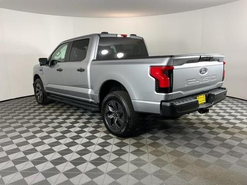 2025 Ford F-150 Lightning Pro