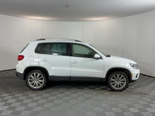 2014 Volkswagen Tiguan 4MOTION Auto SEL