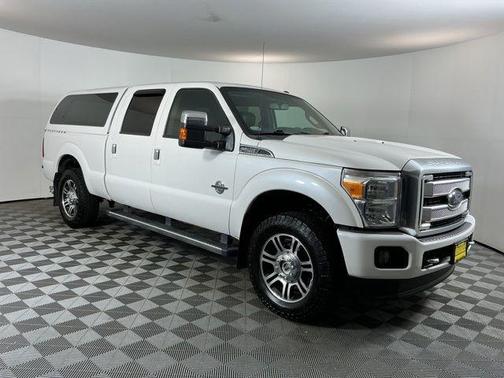 White Platinum Metallic Tri-Coat 2014 Ford F-250 Lariat