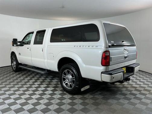 White Platinum Metallic Tri-Coat 2014 Ford F-250 Lariat