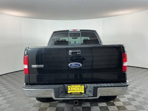 Black Clearcoat 2004 Ford F-150 Lariat SuperCrew