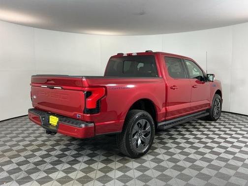 2025 Ford F-150 Lightning LARIAT