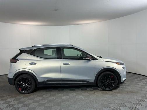 Silver Flare Metallic 2023 Chevrolet Bolt EUV FWD Premier