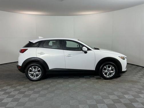 Crystal White Pearl 2016 Mazda CX-3 Touring