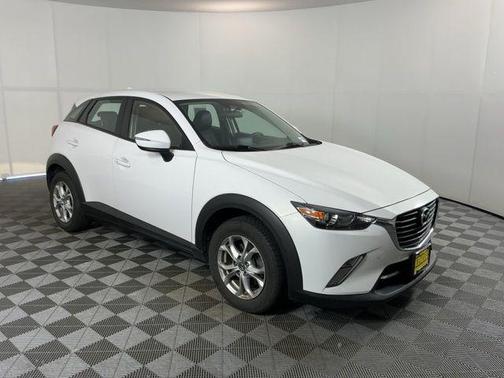 Crystal White Pearl 2016 Mazda CX-3 Touring
