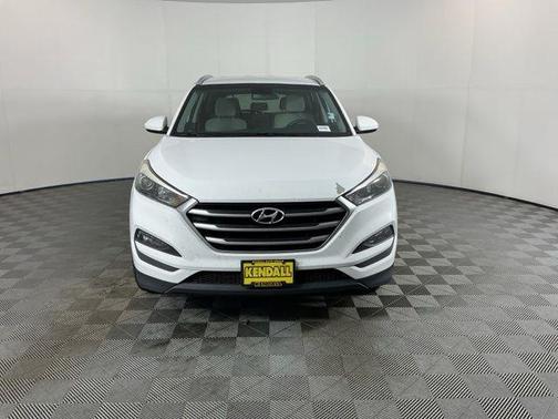 Dazzling White 2018 Hyundai TUCSON SEL