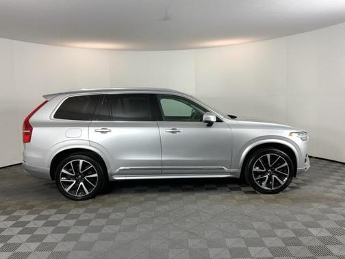 2021 Volvo XC90 Recharge Plug-In Hybrid T8 Inscription Expression 6 Passenger