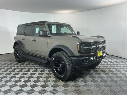 Marsh Gray 2026 Ford Bronco Badlands