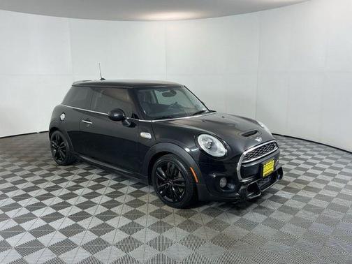 Midnight Black Metallic 2015 MINI Hardtop Cooper S