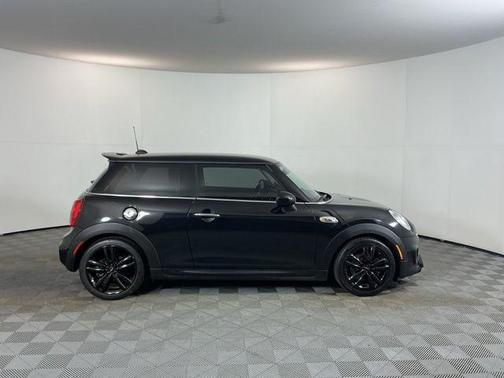 Midnight Black Metallic 2015 MINI Hardtop Cooper S