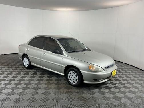 Light Gold 2001 Kia Rio Base