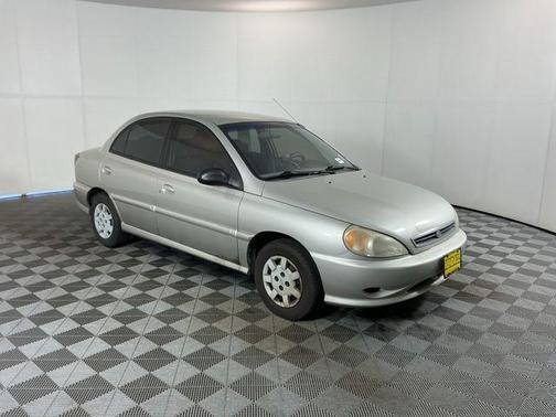 Light Gold 2001 Kia Rio Base