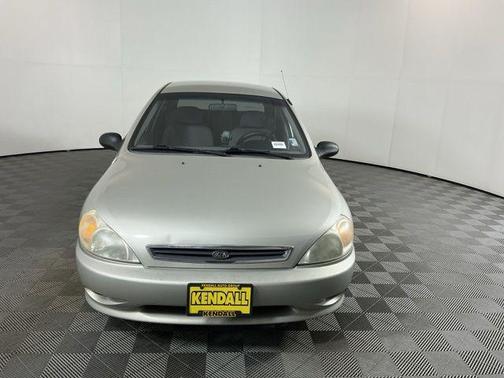 Light Gold 2001 Kia Rio Base