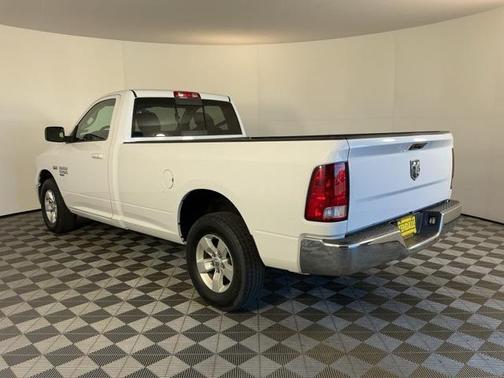 2019 RAM 1500 SLT