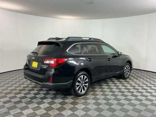 Crystal Black Silica 2016 Subaru Outback 2.5i Limited