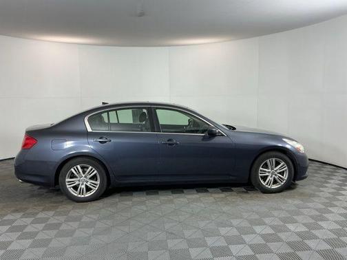 2010 INFINITI G37 Journey