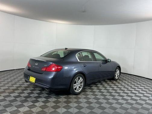 2010 INFINITI G37 Journey