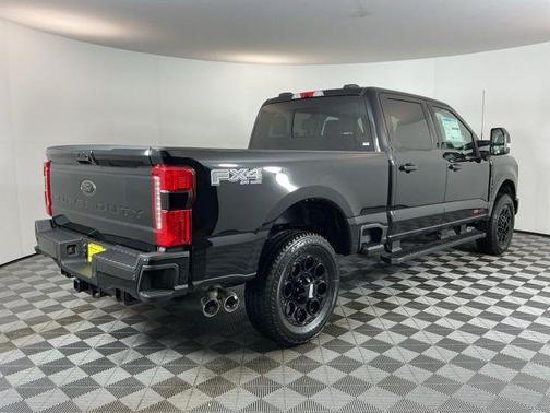 Agate Black Metallic 2026 Ford F-350 XLT