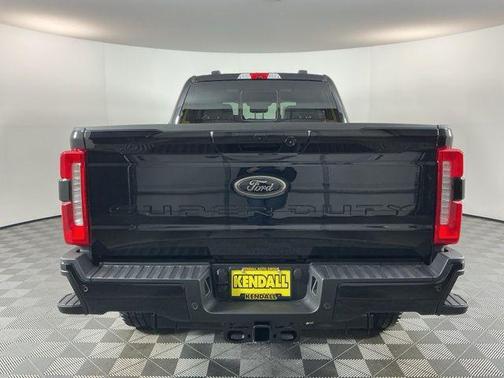 Agate Black Metallic 2026 Ford F-350 XLT