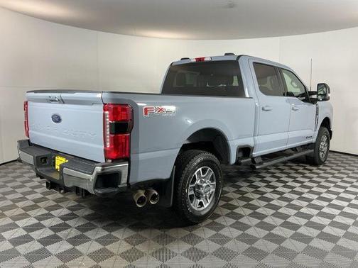 Glacier Gray Metallic Tri-Coat 2025 Ford F-350 Lariat