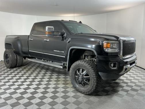 2016 GMC Sierra 3500 Denali