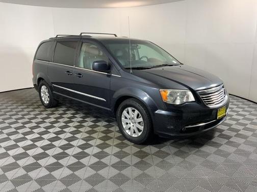 2013 Chrysler Town & Country Touring