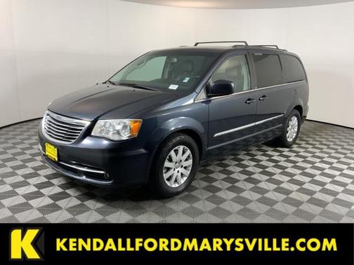 2013 Chrysler Town & Country Touring