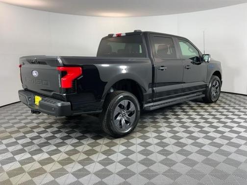 2025 Ford F-150 Lightning Pro