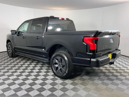2025 Ford F-150 Lightning Pro