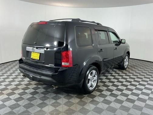 Crystal Black Pearl 2015 Honda Pilot EX-L