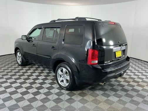 Crystal Black Pearl 2015 Honda Pilot EX-L