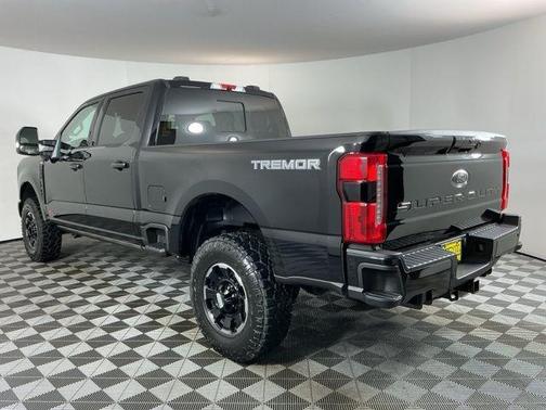 Agate Black Metallic 2026 Ford F-250 Lariat