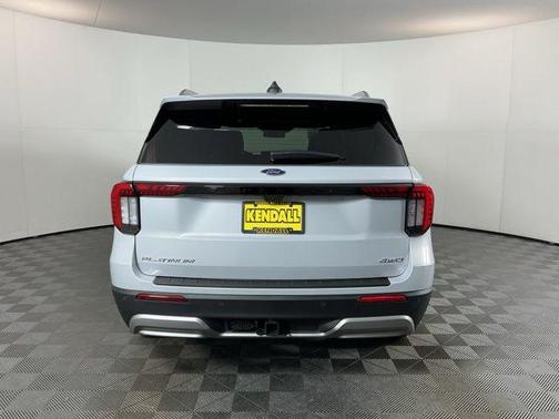 Space White Metallic 2026 Ford Explorer Platinum