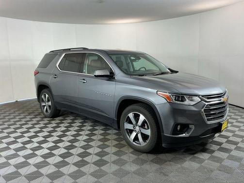 Satin Steel Metallic 2020 Chevrolet Traverse LT Leather