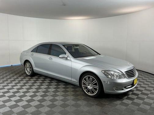 Silver 2009 Mercedes-Benz S-Class 4MATIC