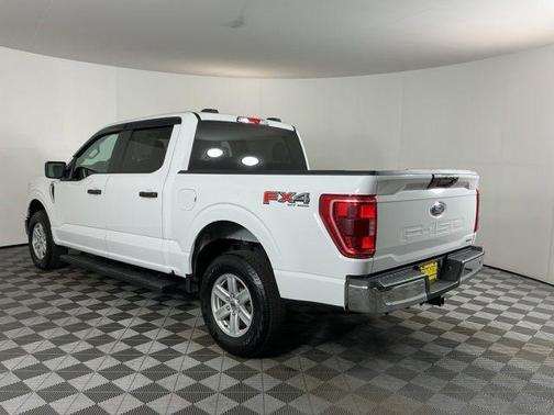 Oxford White 2021 Ford F-150 XLT
