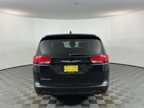 2018 Chrysler Pacifica L
