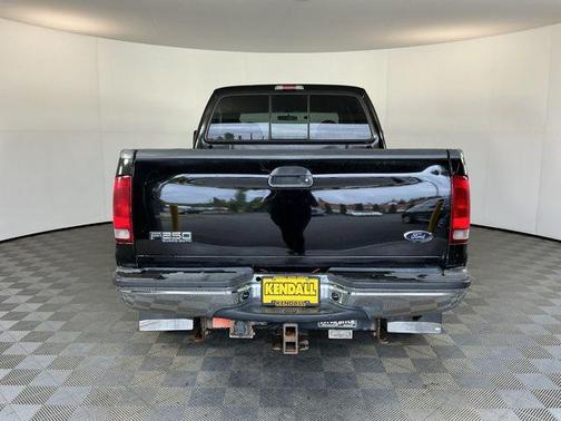 Black Clearcoat 2001 Ford F-250 Lariat