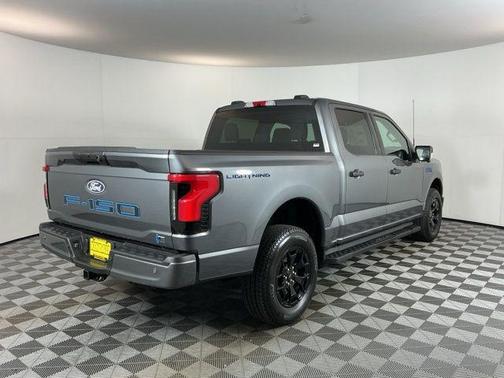 2025 Ford F-150 Lightning XLT