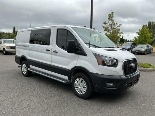 Oxford White 2024 Ford Transit-250 Base