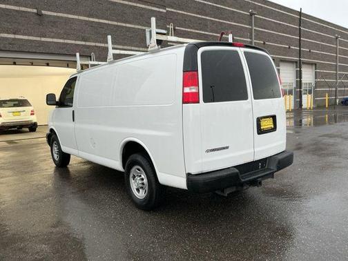 2017 Chevrolet Express 3500 Work Van