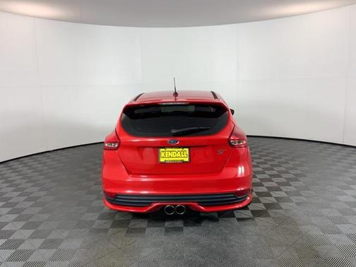 2017 Ford Focus ST ST