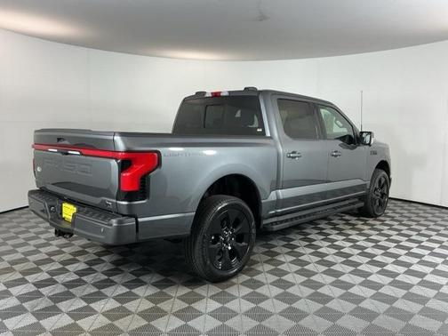 2025 Ford F-150 Lightning Platinum
