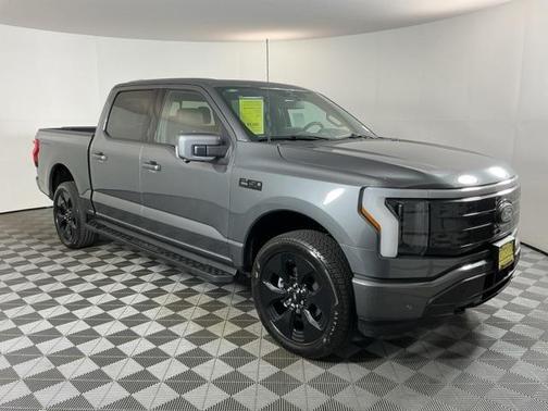 2025 Ford F-150 Lightning Platinum