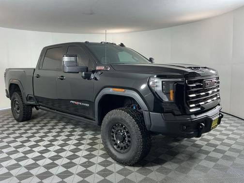 2025 GMC Sierra 2500 AT4